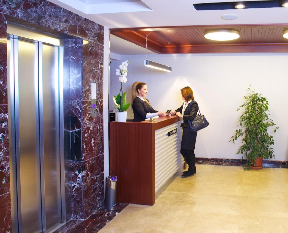 The Coach Hotel Istanbul Exterior photo